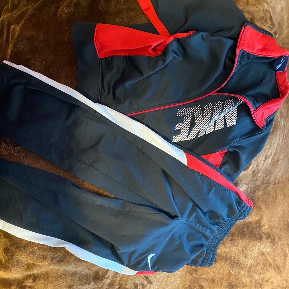 Nike 5T pant and jacket set